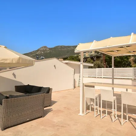 Maris Villa
